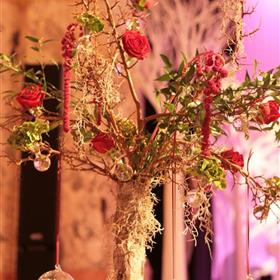 fwthumbRoses & amaranthus.jpg